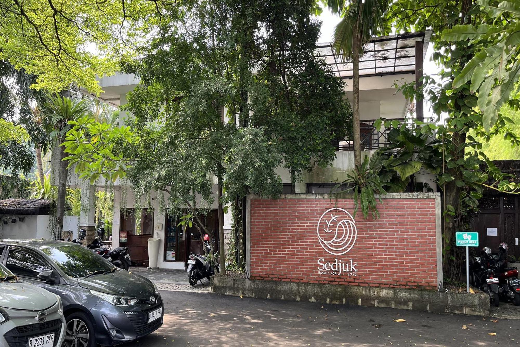 Rumah tetamu R Jakarta